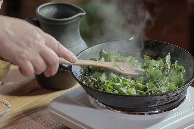Sorrel Soup with Barley